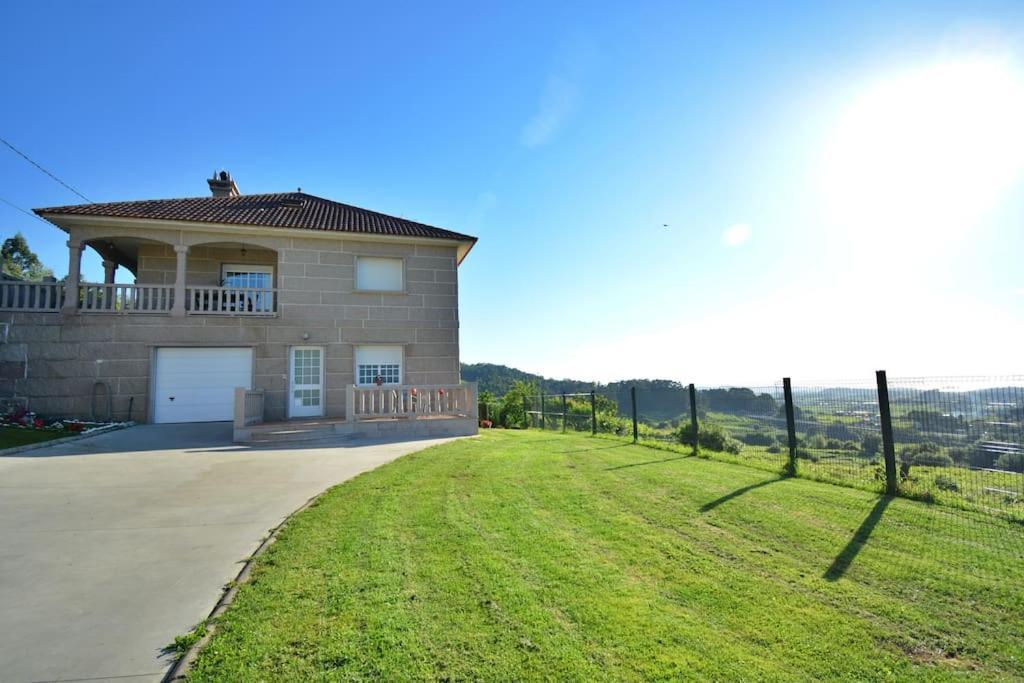 Duplex Da Pedra E Da Auga Apartment Meis Екстериор снимка